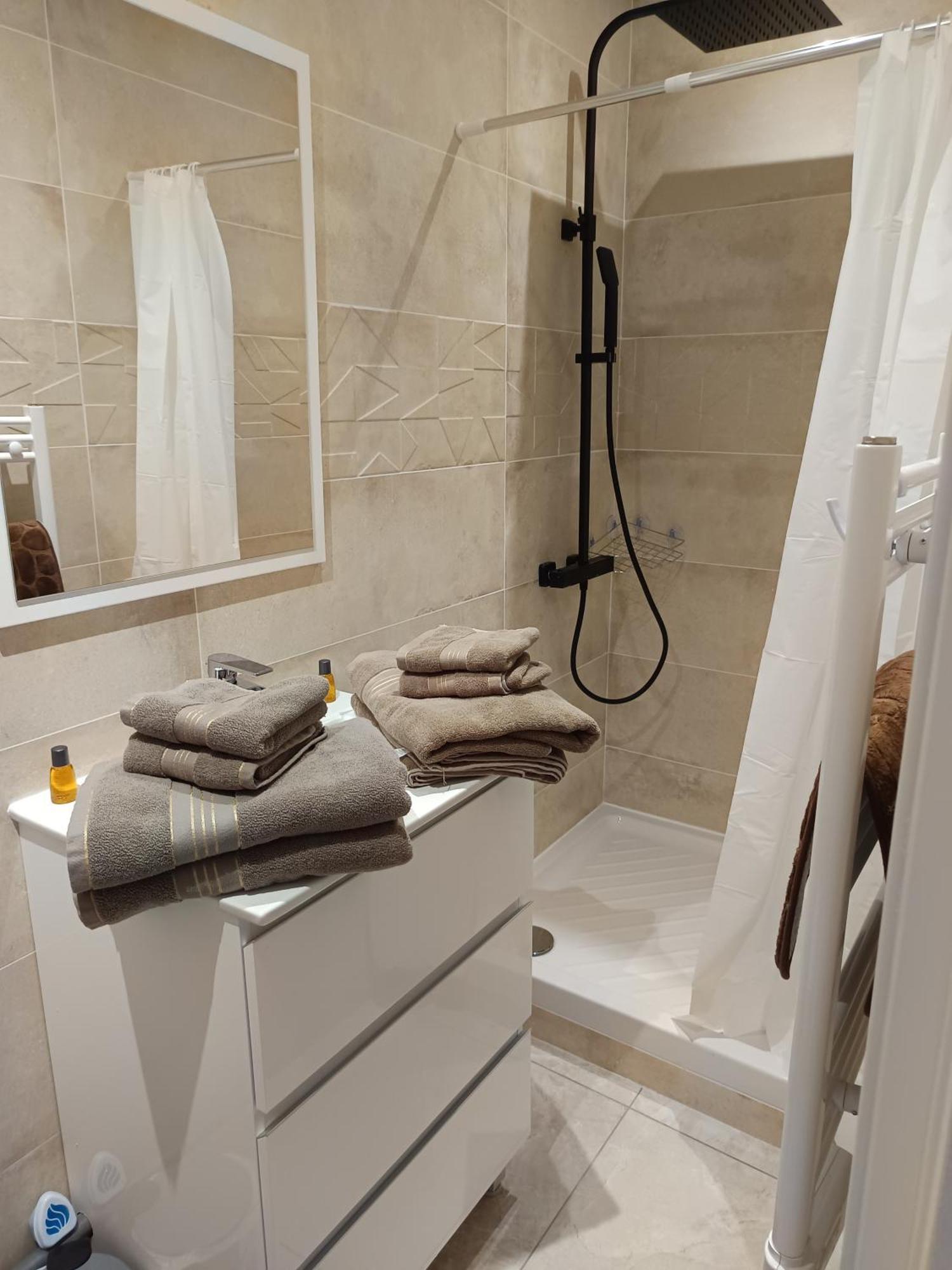 Appartement Des Oliviers Les Ageux Buitenkant foto
